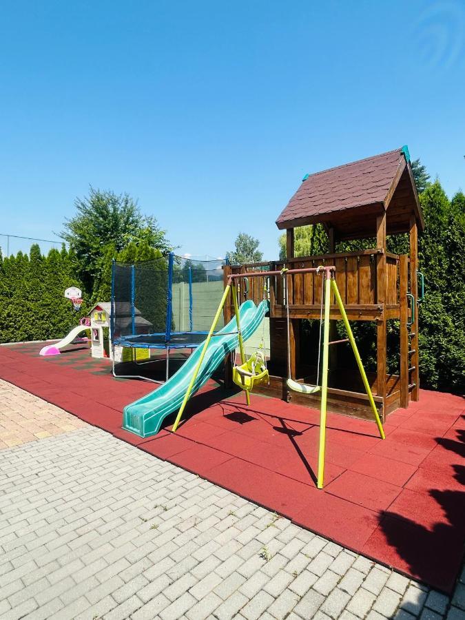 Penzion Benedikti Prievidza Exteriér fotografie